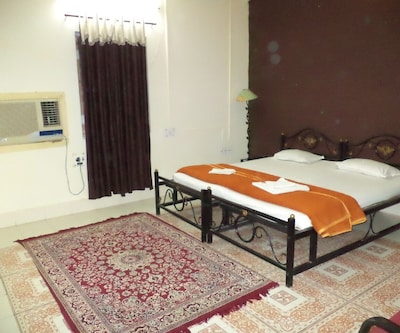 Taal Tiger Retreat